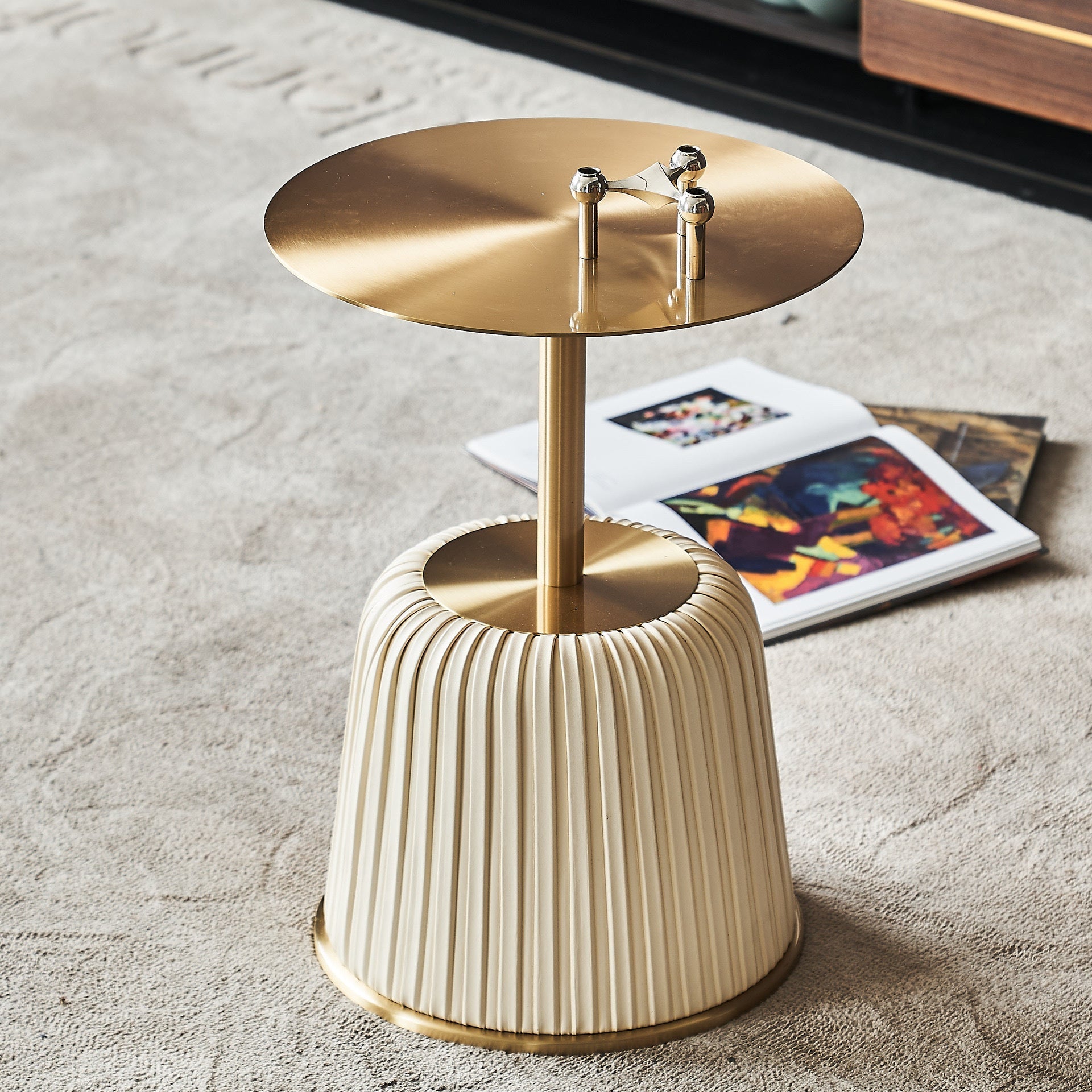 Marbelo Side table