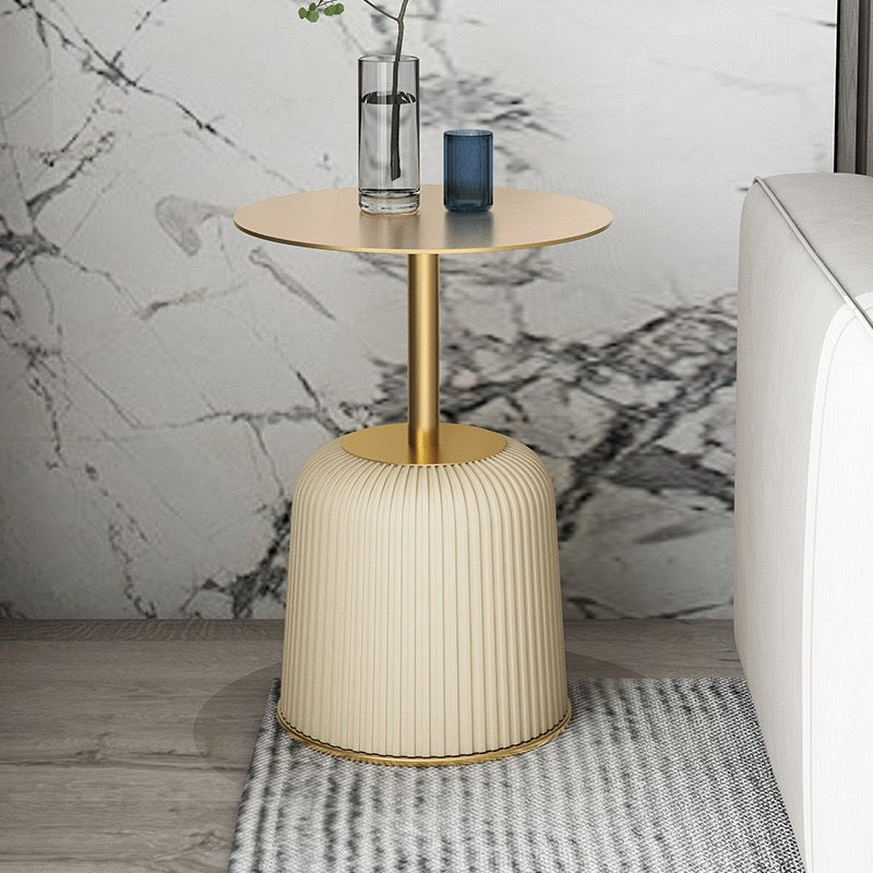 Marbelo Side table